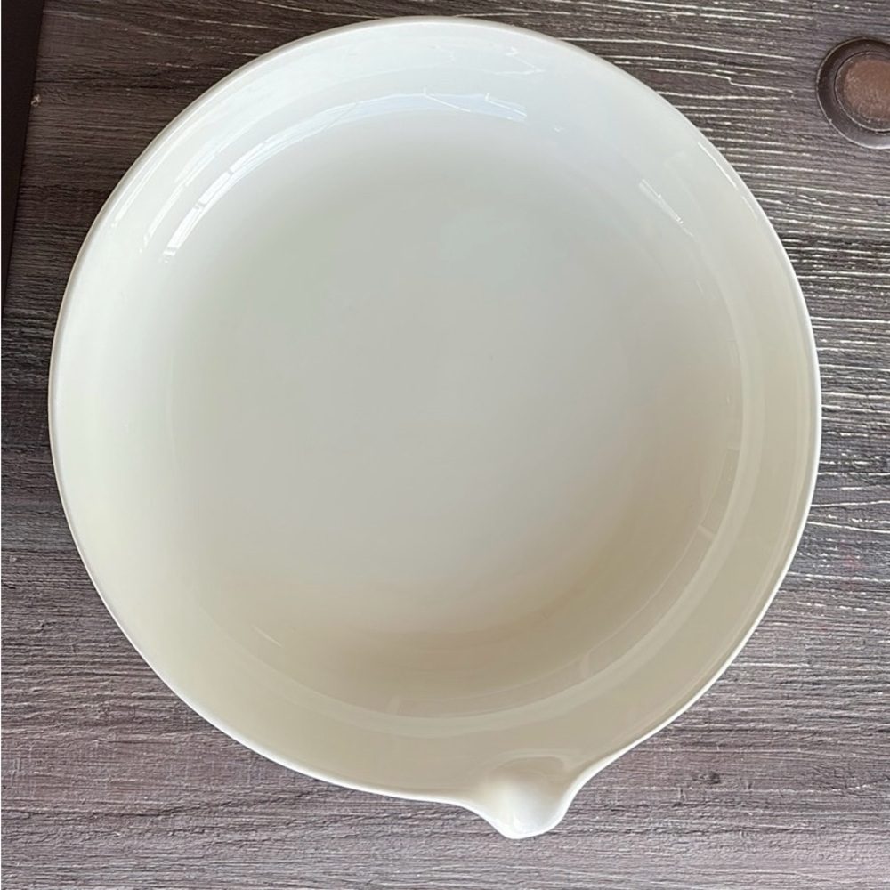 Rare vintage macy’s hotel collection large serving bowl made in Italy